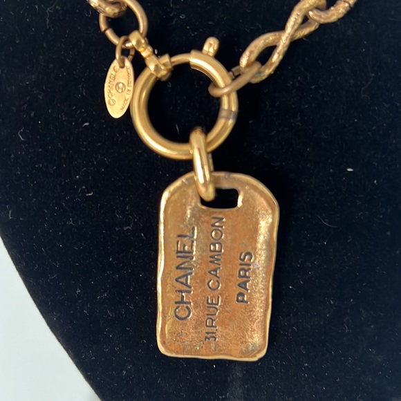 Chanel 5 Sunburst necklace with added tag. - Picture 2 of 7